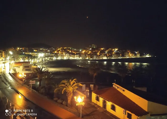 T 2 Tout Confort Avec Terrasse Vue Mer Et Montagne.